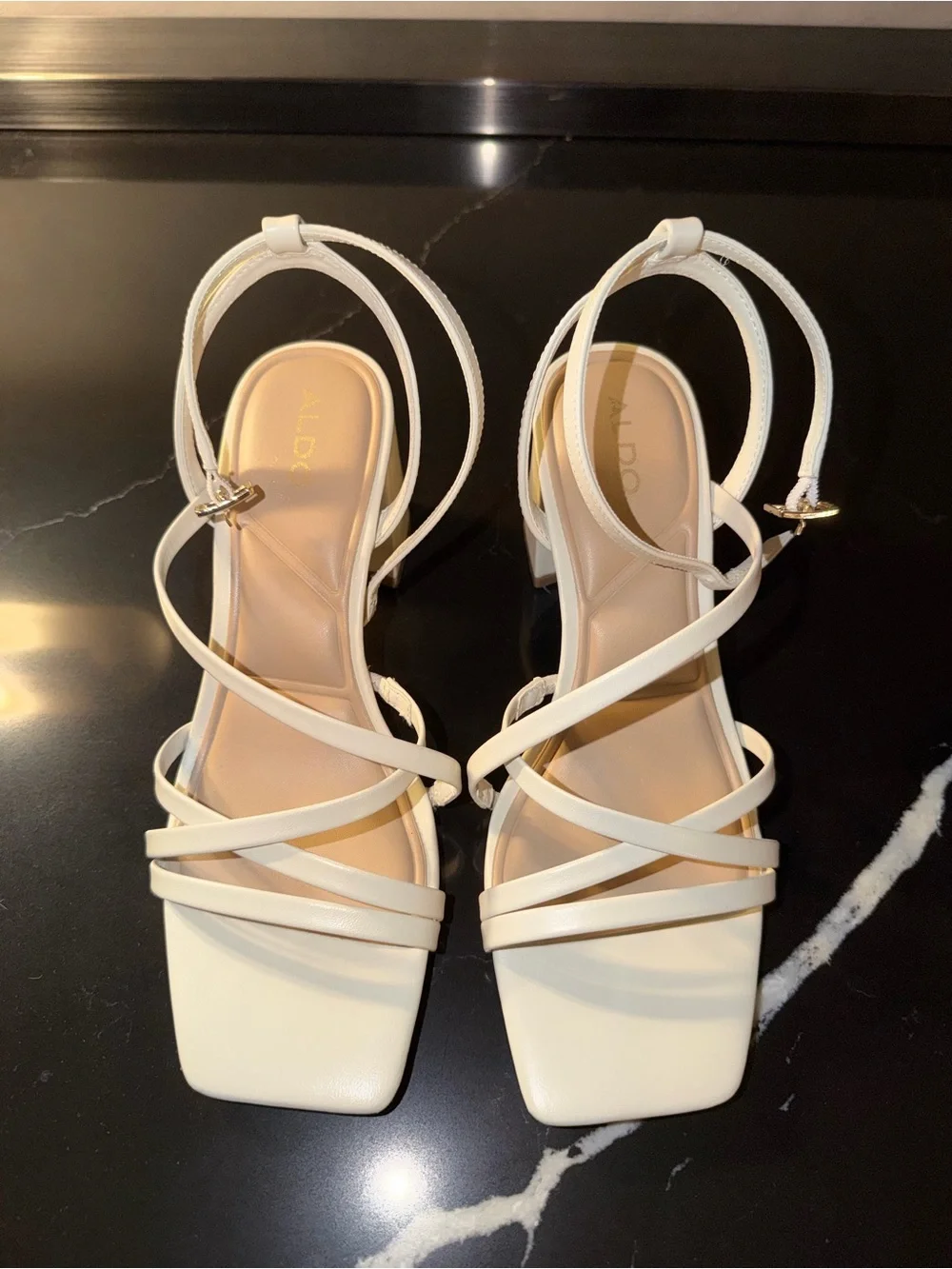 Aldo chic white